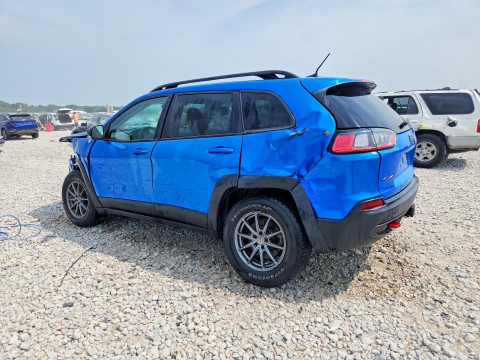 2022 JEEP CHEROKEE TRAILHAWK 2