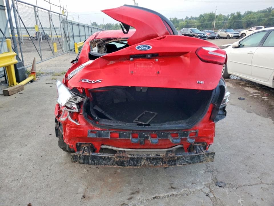 2017 FORD FOCUS SE 6