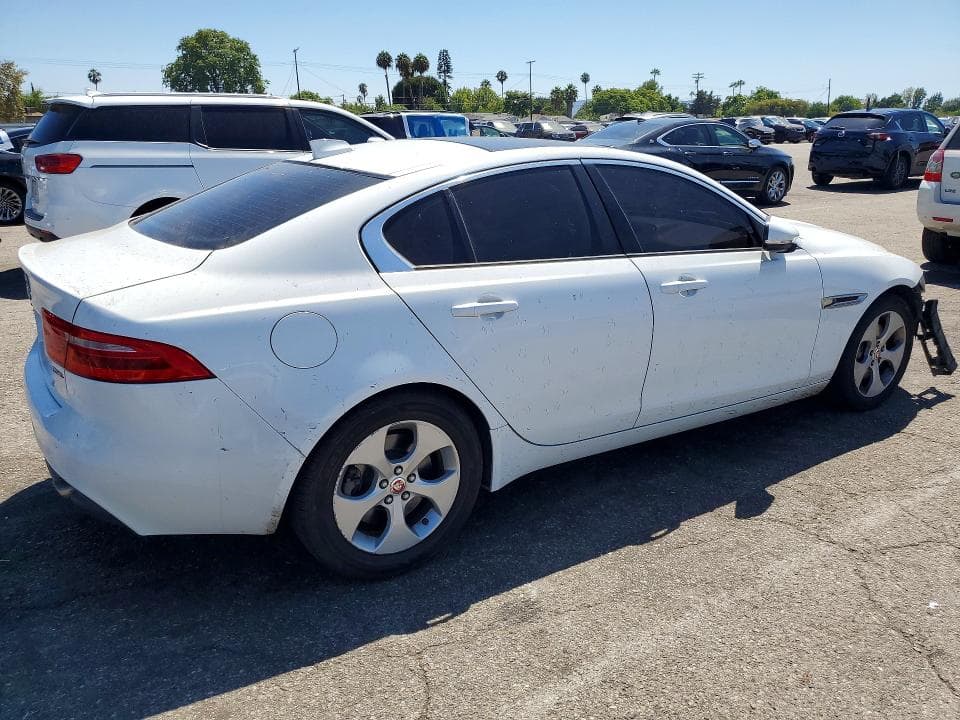 2018 JAGUAR XE 3