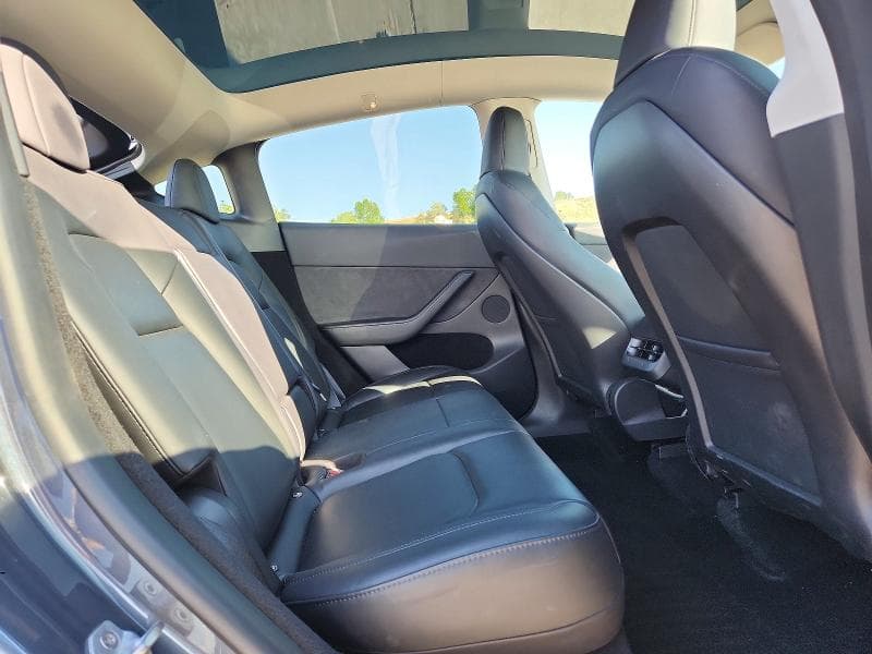 2023 TESLA MODEL Y 10
