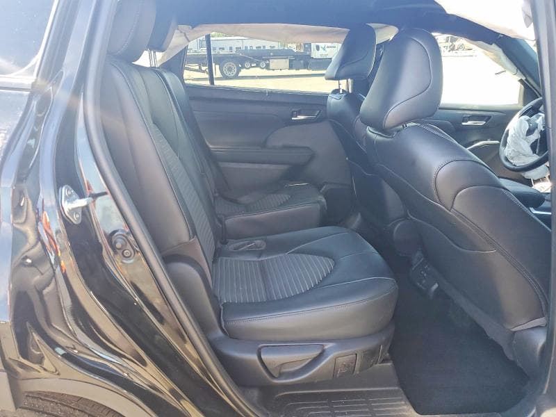 2023 TOYOTA HIGHLANDER XSE 11