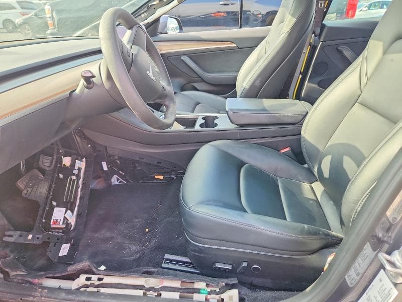 2023 TESLA MODEL 3 7