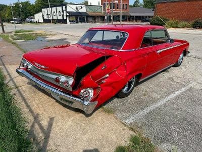 1962 CHEVROLET IMPALA 4