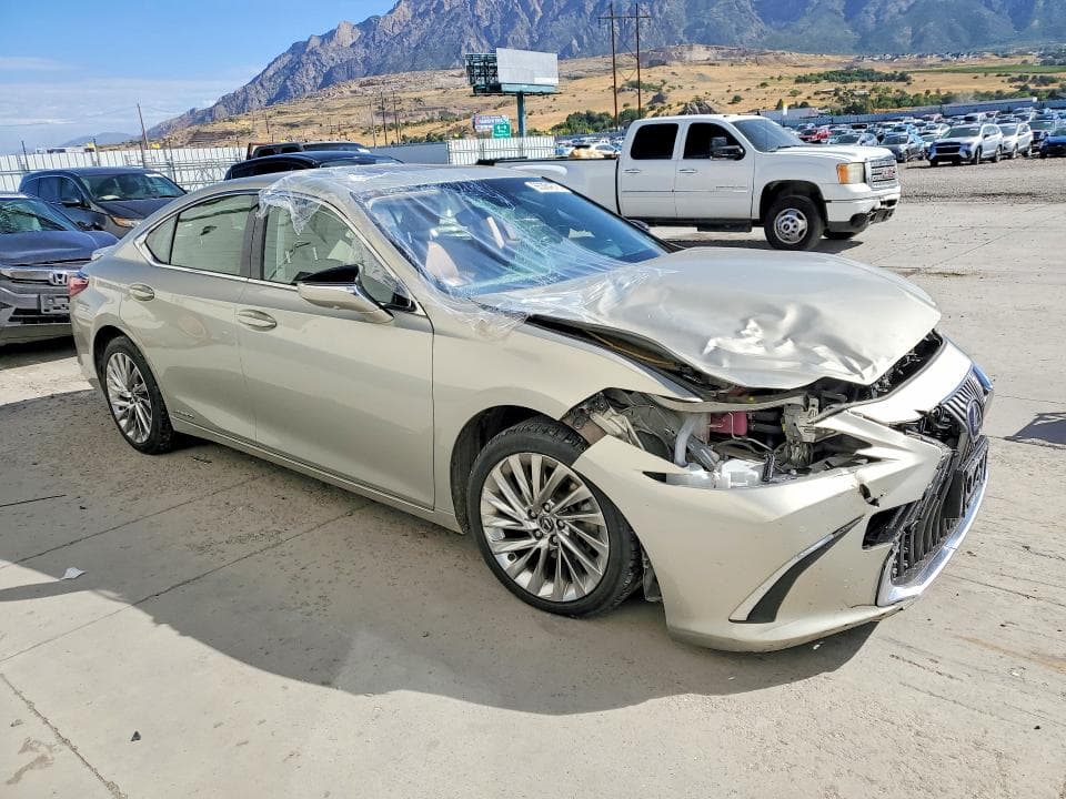 2019 LEXUS ES 300H 4