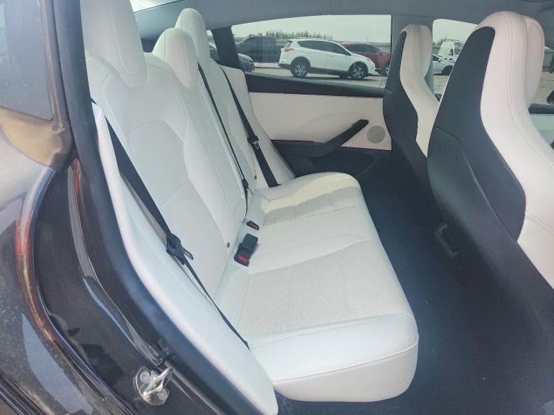 2024 TESLA MODEL 3 10
