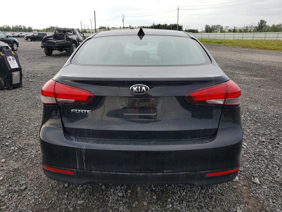 2017 KIA FORTE LX 6