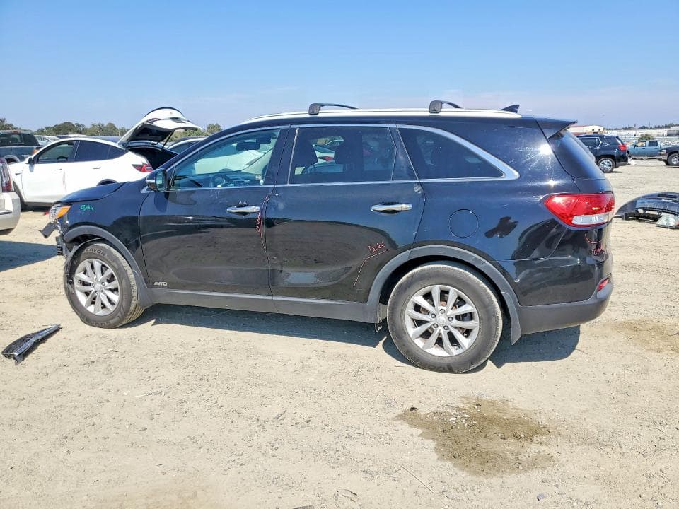 2018 KIA SORENTO LX 2