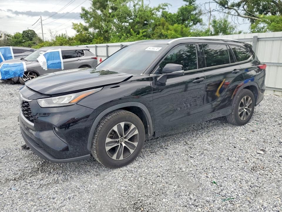 2020 TOYOTA HIGHLANDER XLE - 1