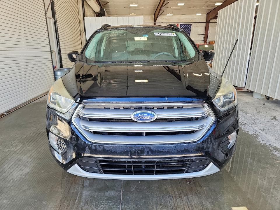 2017 FORD ESCAPE SE 5