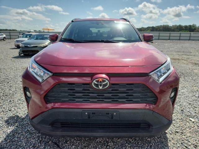 2019 TOYOTA RAV4 XLE 5