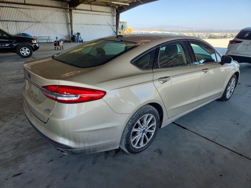 2017 FORD FUSION SE 3