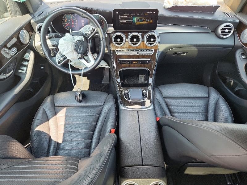 2020 MERCEDES-BENZ GLC 300 8