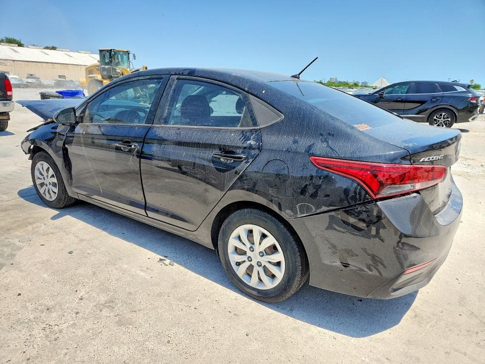 2021 HYUNDAI ACCENT SE 2
