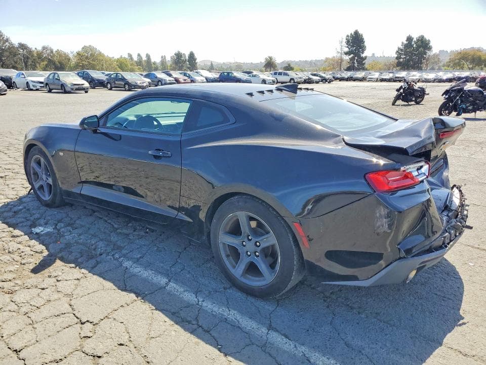 2018 CHEVROLET CAMARO LT 2