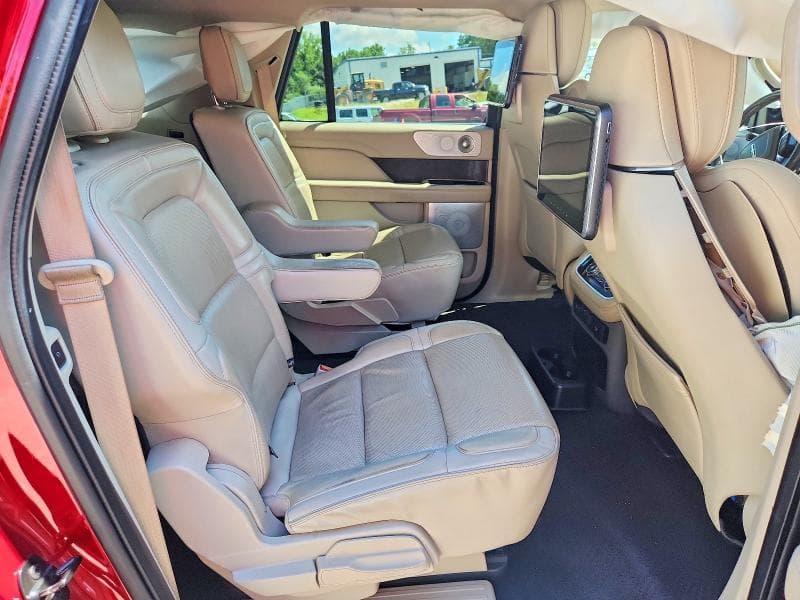 2019 LINCOLN NAVIGATOR L RESERVE 10