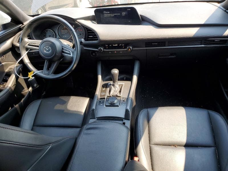 2020 MAZDA 3 8