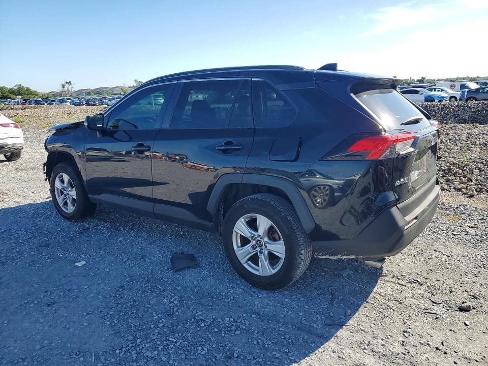 2020 TOYOTA RAV4 XLE 2