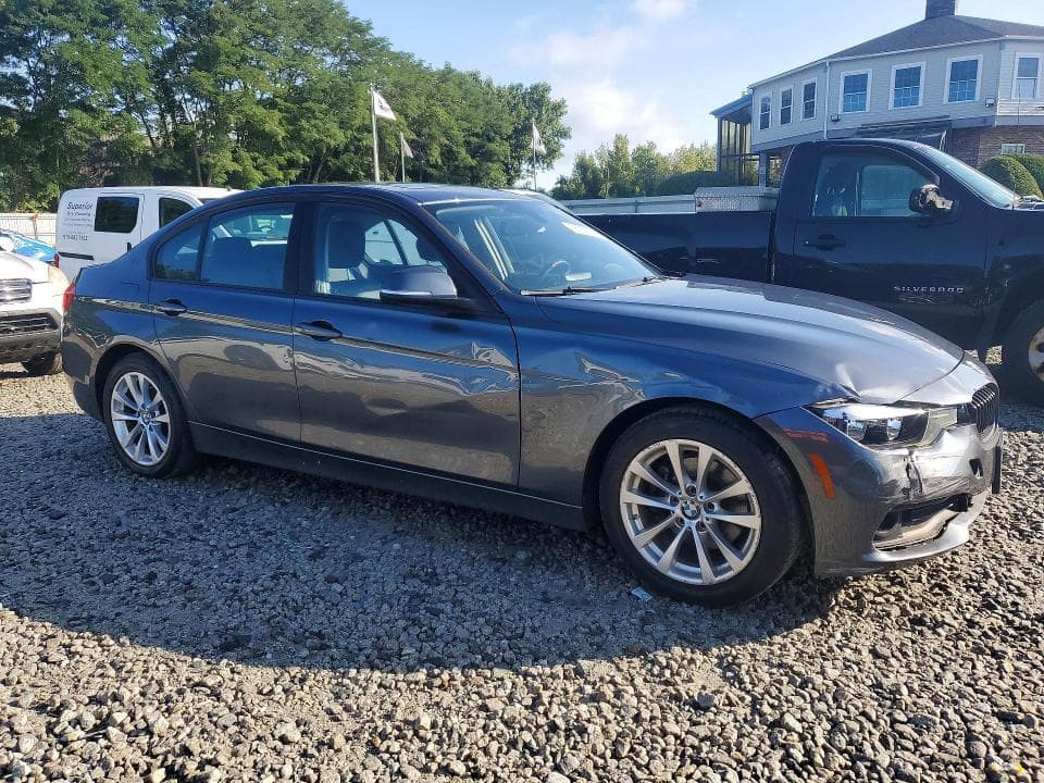 2017 BMW 320 XI 4