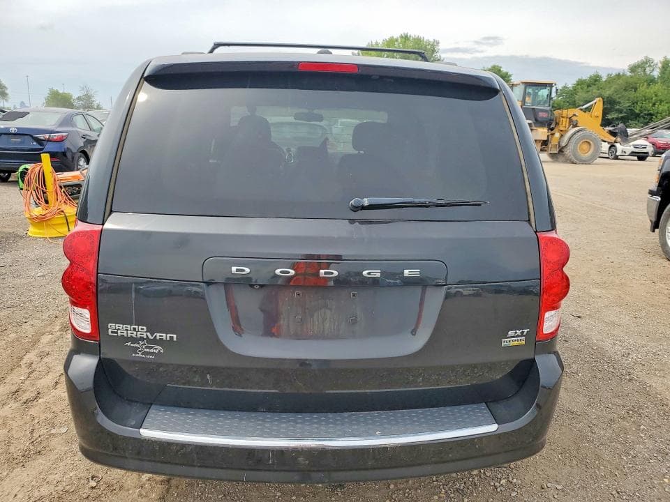 2017 DODGE GRAND CARAVAN SXT 6
