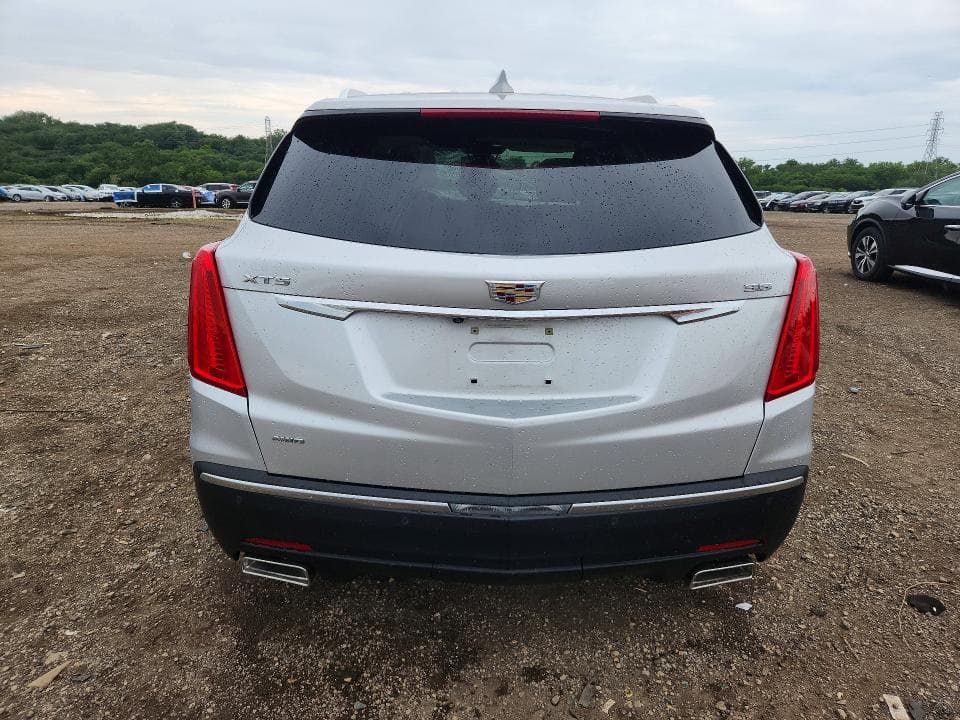 2017 CADILLAC XT5 LUXURY 6