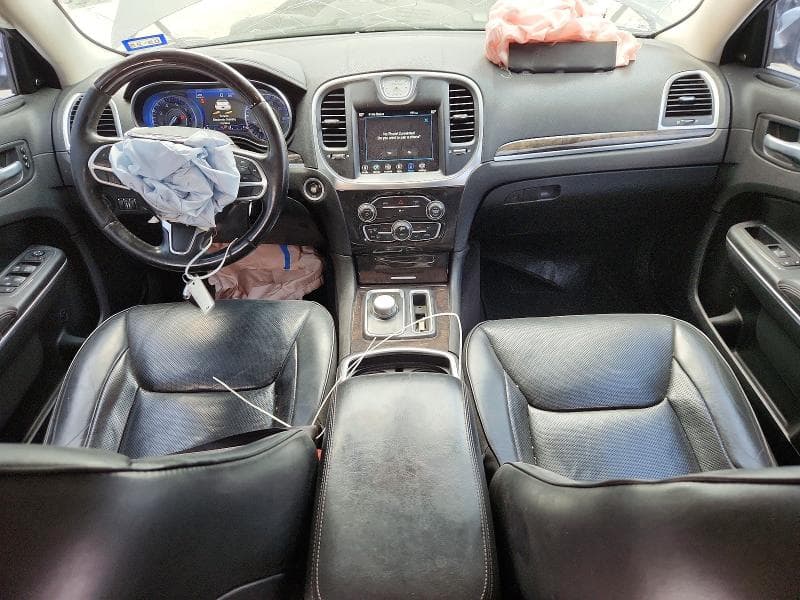 2018 CHRYSLER 300 LIMITED 8
