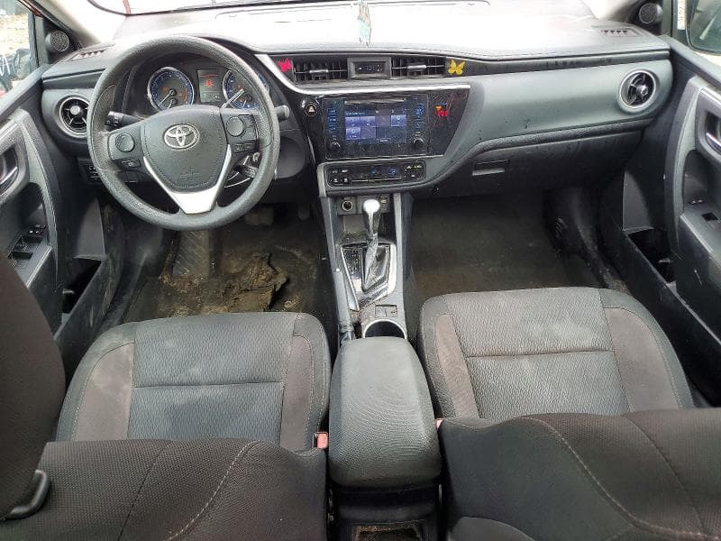 2018 TOYOTA COROLLA LE 8