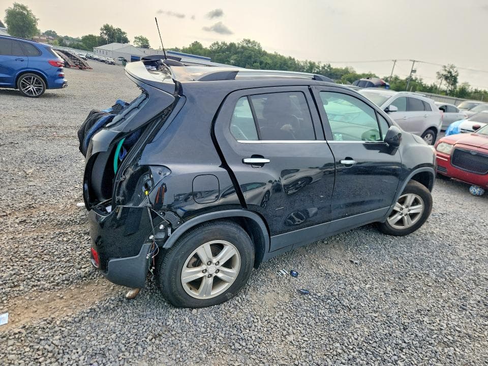 2019 CHEVROLET TRAX 1LT 3