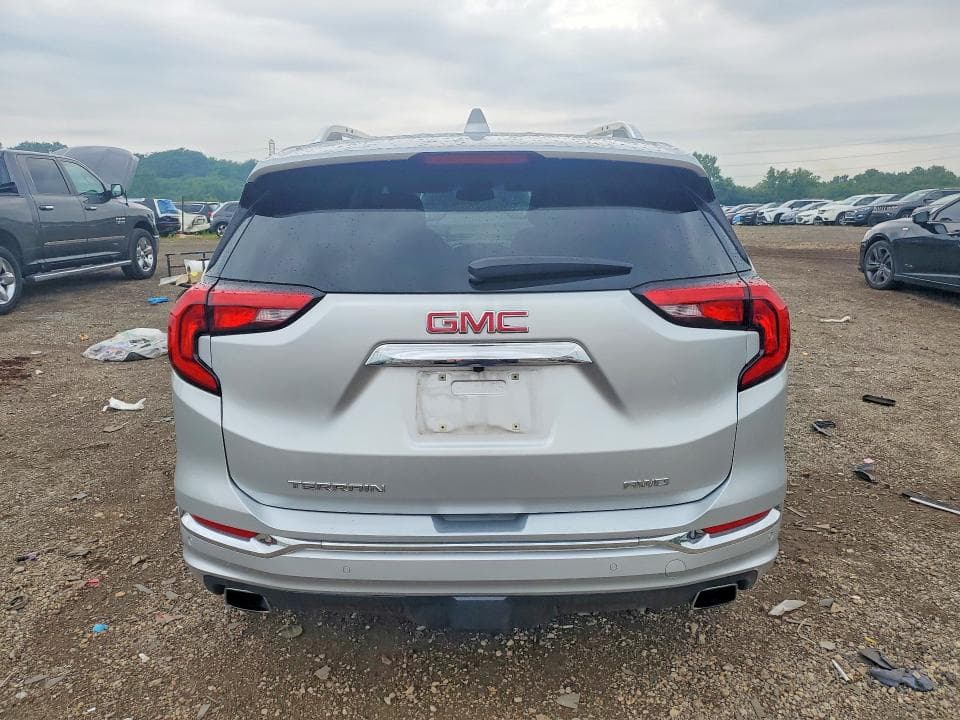 2018 GMC TERRAIN DENALI 6