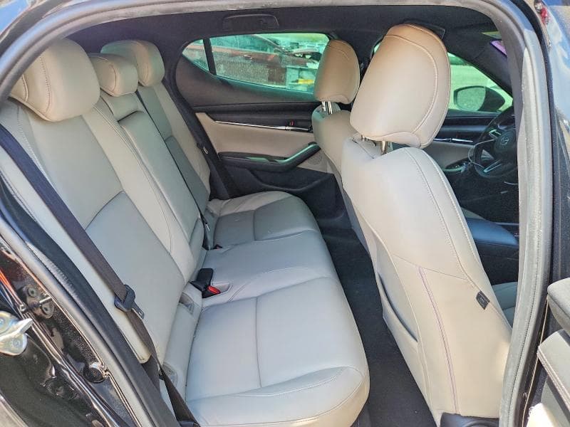 2019 MAZDA 3 10