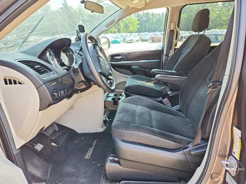 2017 DODGE GRAND CARAVAN SE 7