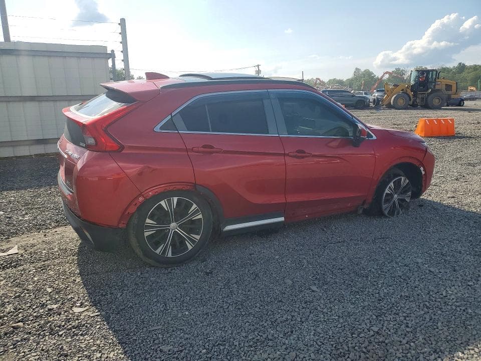 2019 MITSUBISHI ECLIPSE CROSS SE 3