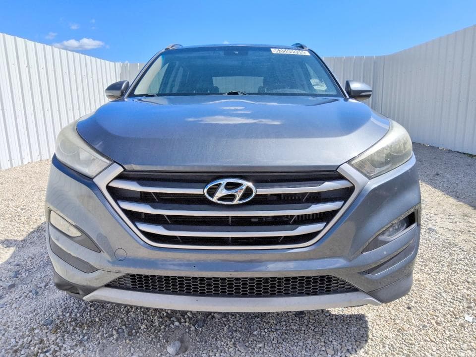 2017 HYUNDAI TUCSON VALUE 5