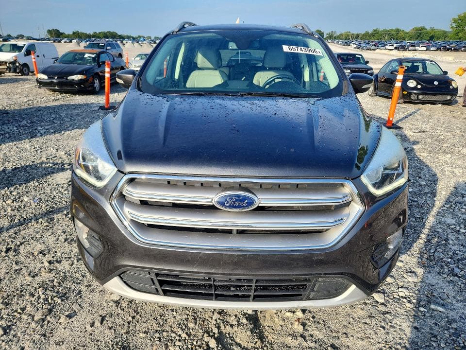 2017 FORD ESCAPE TITANIUM 5