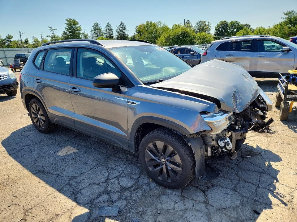 2024 VOLKSWAGEN TAOS S 4