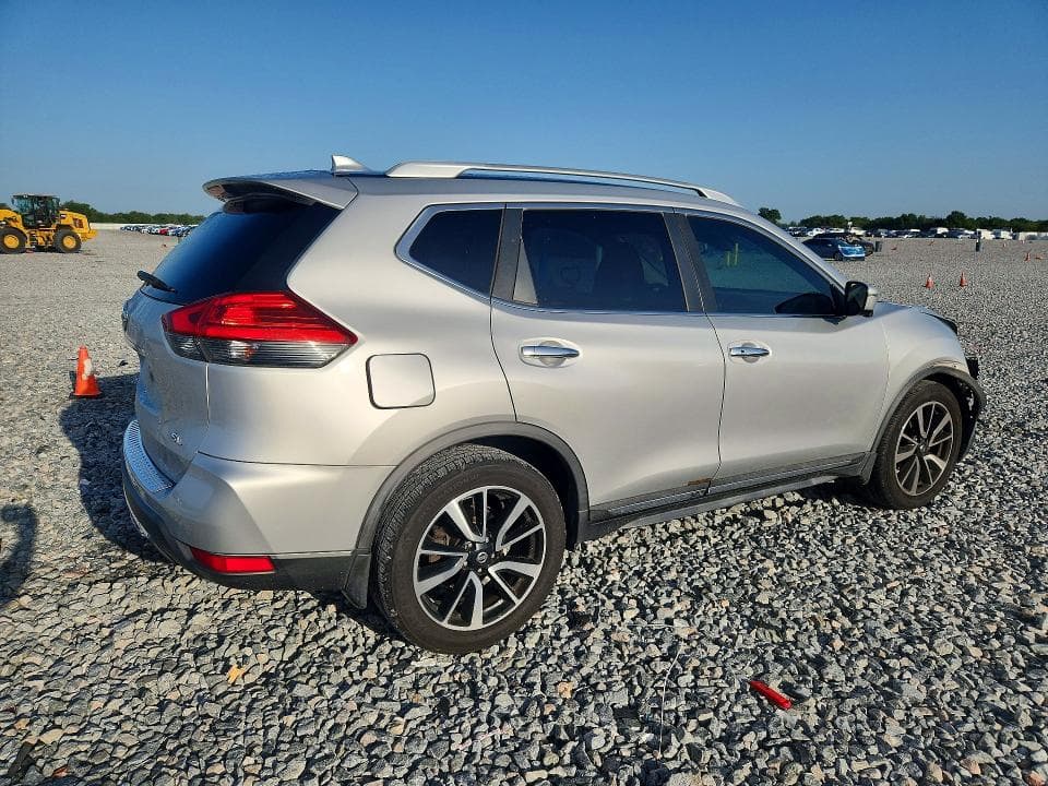 2017 NISSAN ROGUE SL 3