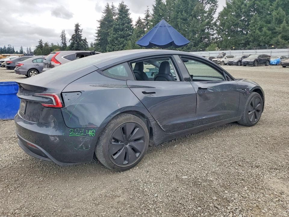 2024 TESLA MODEL 3 3