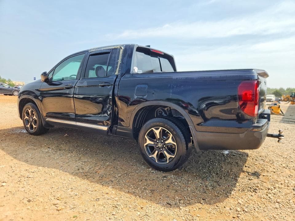 2017 HONDA RIDGELINE BLACK EDITION 2