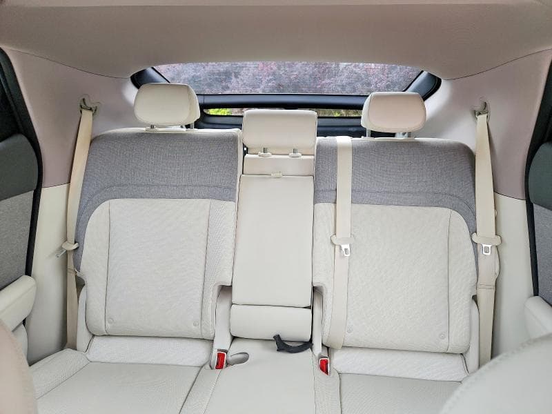 2024 GENESIS GV60 STANDARD 10