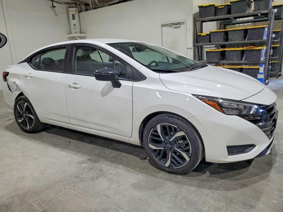 2025 NISSAN VERSA SR 4