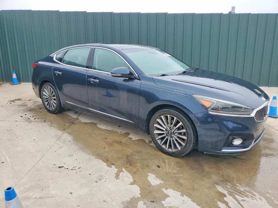 2017 KIA CADENZA PREMIUM 4
