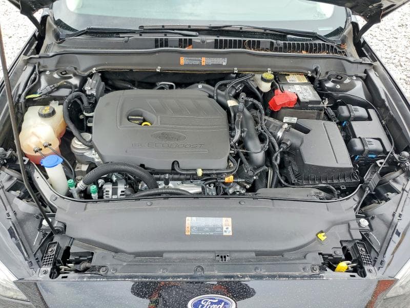 2017 FORD FUSION SE 11