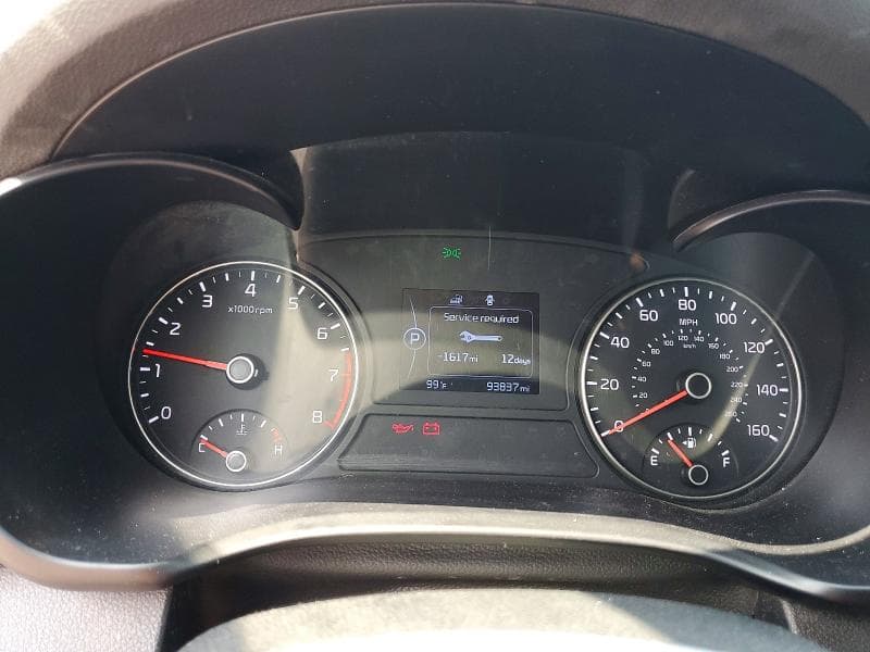 2018 KIA OPTIMA S 9