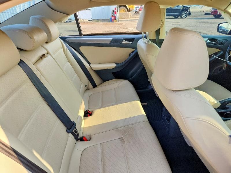 2017 VOLKSWAGEN JETTA SE 10