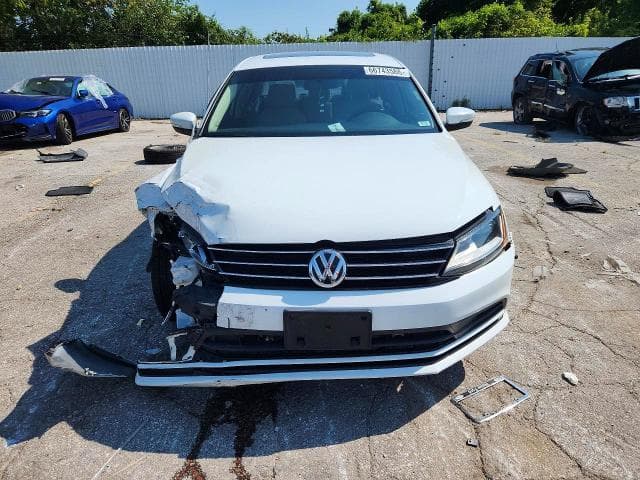 2017 VOLKSWAGEN JETTA SE 5