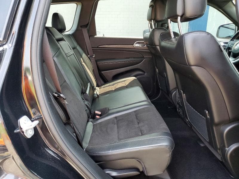 2022 JEEP GRAND CHEROKEE LAREDO E 11