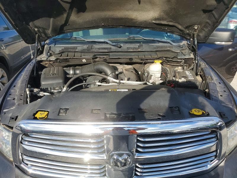 2019 RAM 1500 CLASSIC SLT 11