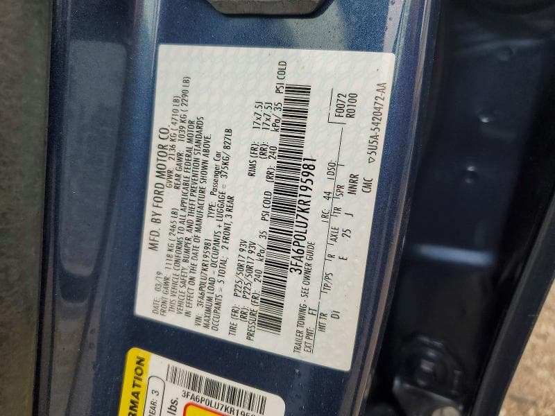 2019 FORD FUSION SE 13