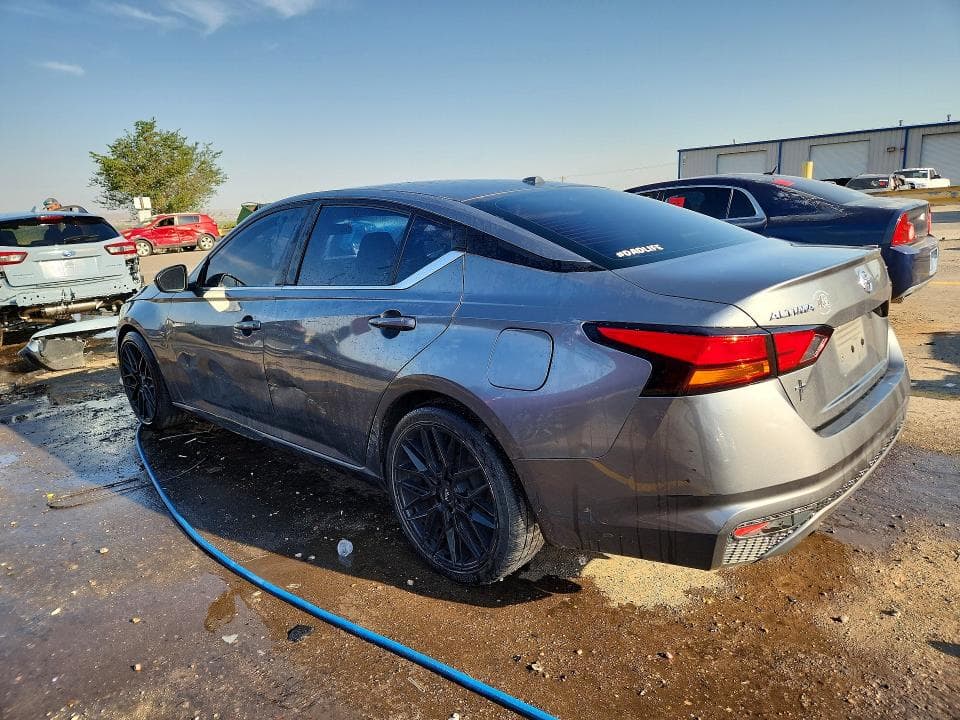 2019 NISSAN ALTIMA SR 2