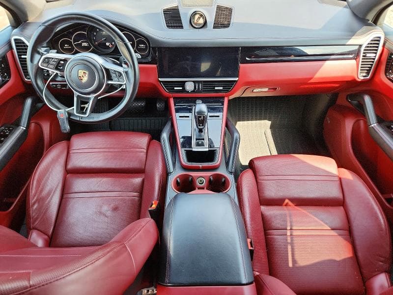 2020 PORSCHE CAYENNE 8