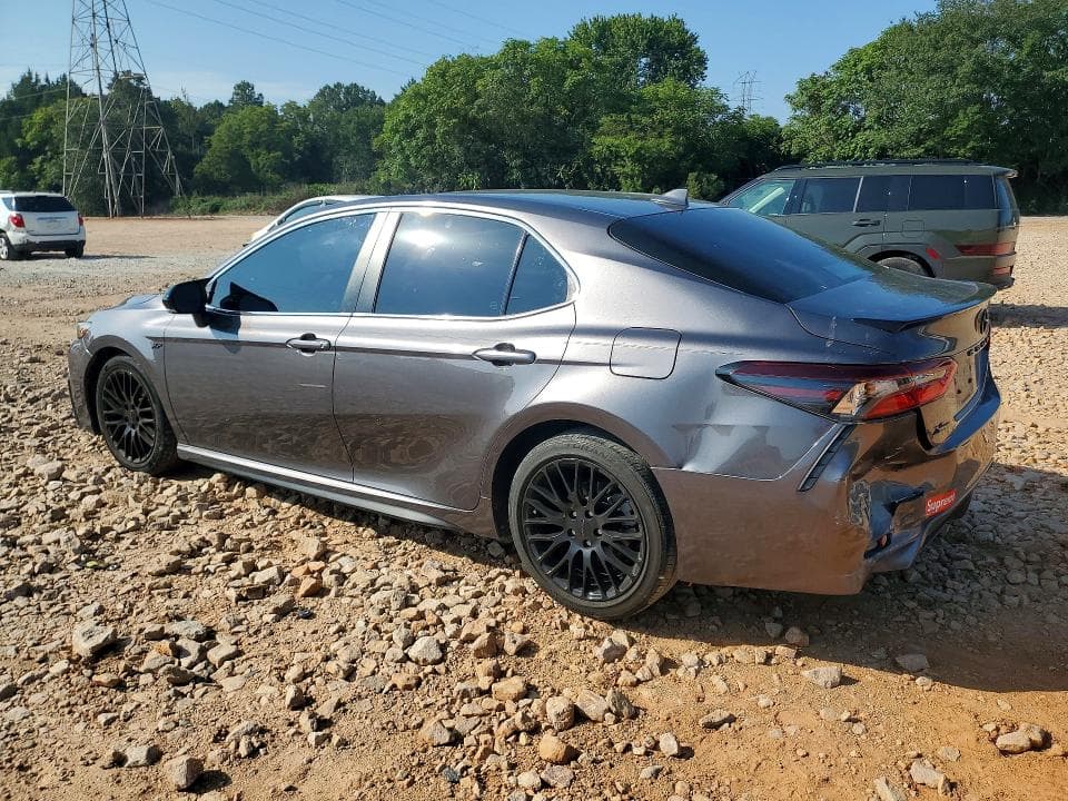 2024 TOYOTA CAMRY SE 2